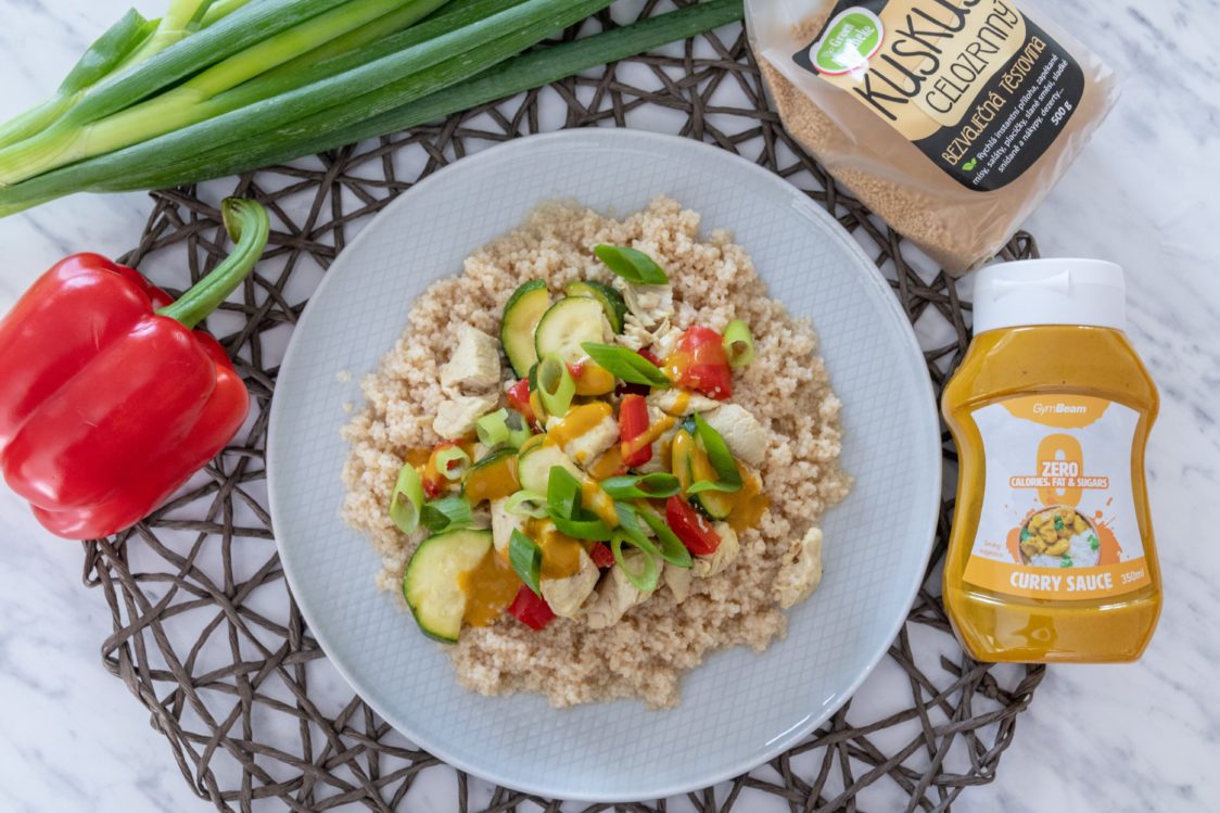Fitness recept: Couscous met kip en groenten Fitness recept: Couscous met kip en groenten