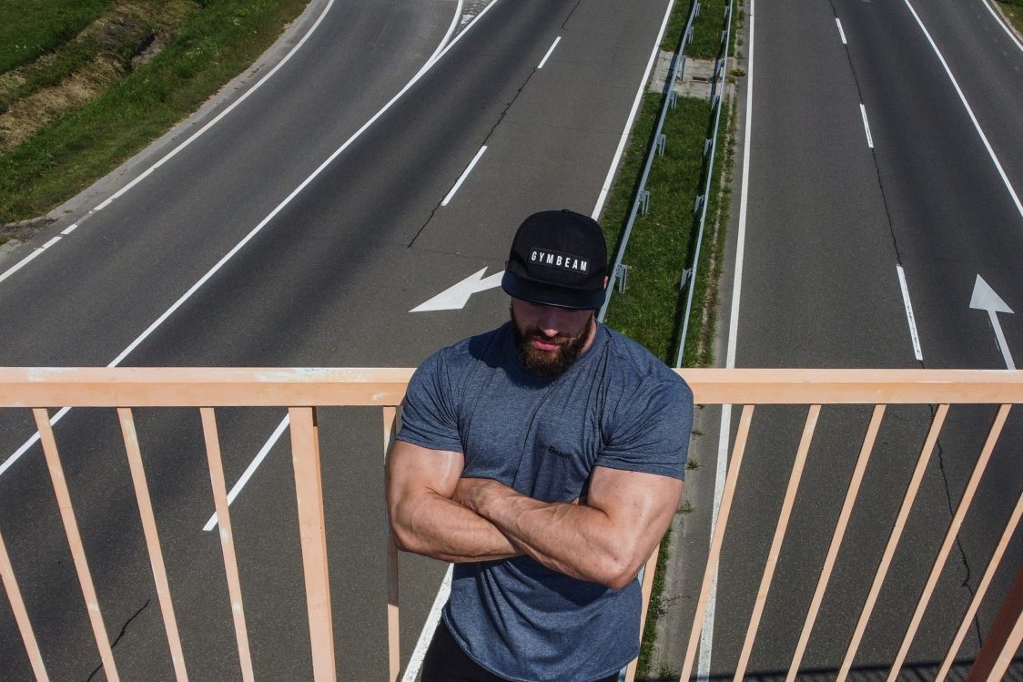 Exploring the surroundings by running