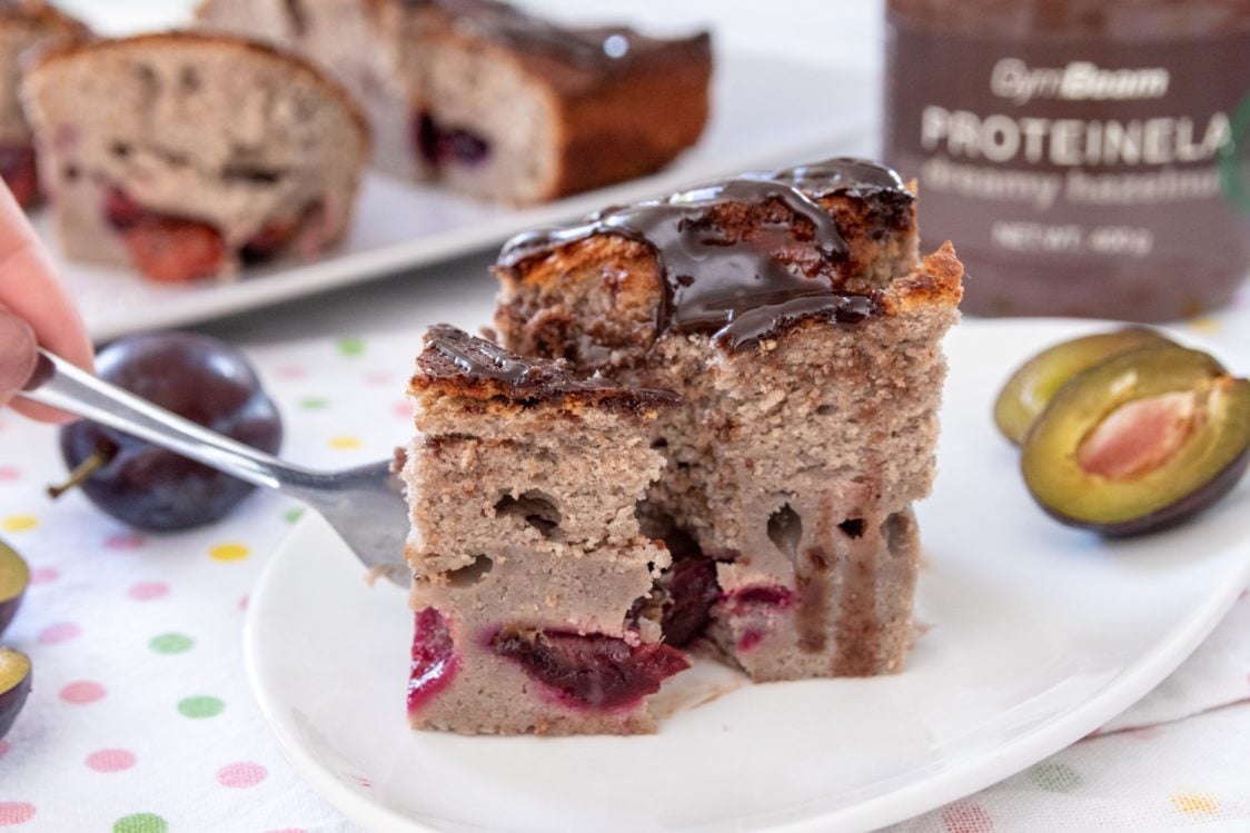 Fitness recept: Plum cake in een kopje voor het ontbijt