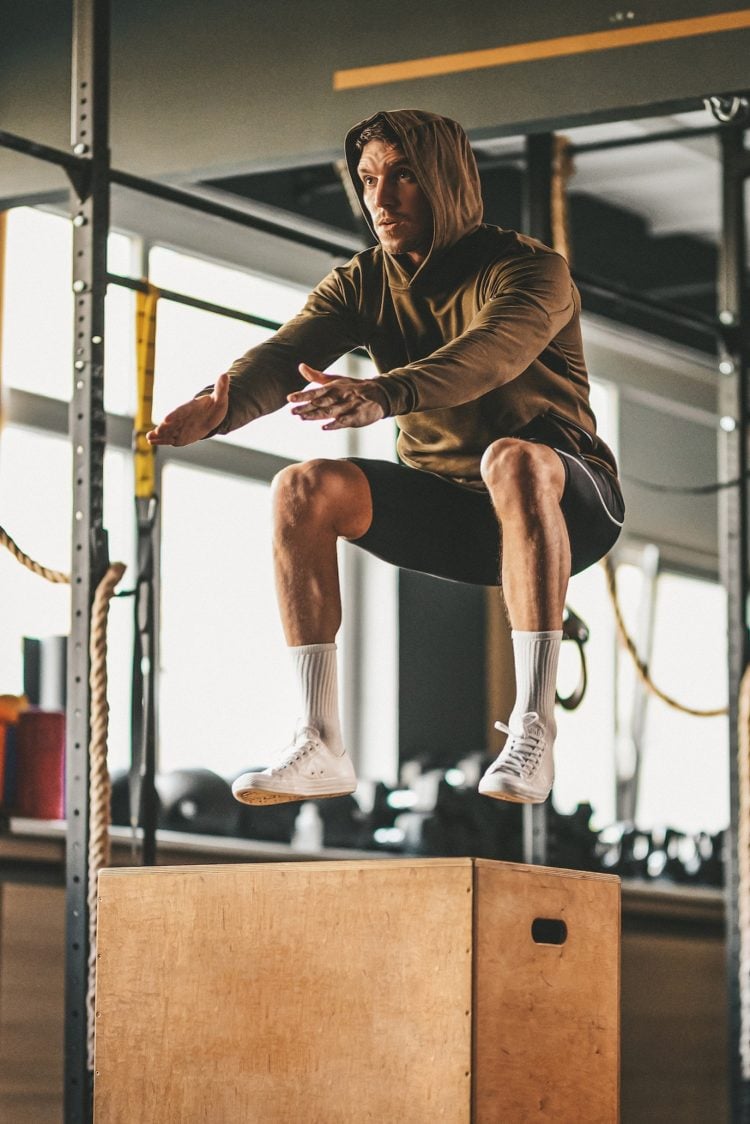 10 начина да направите тренировката си у дома по-натоварваща