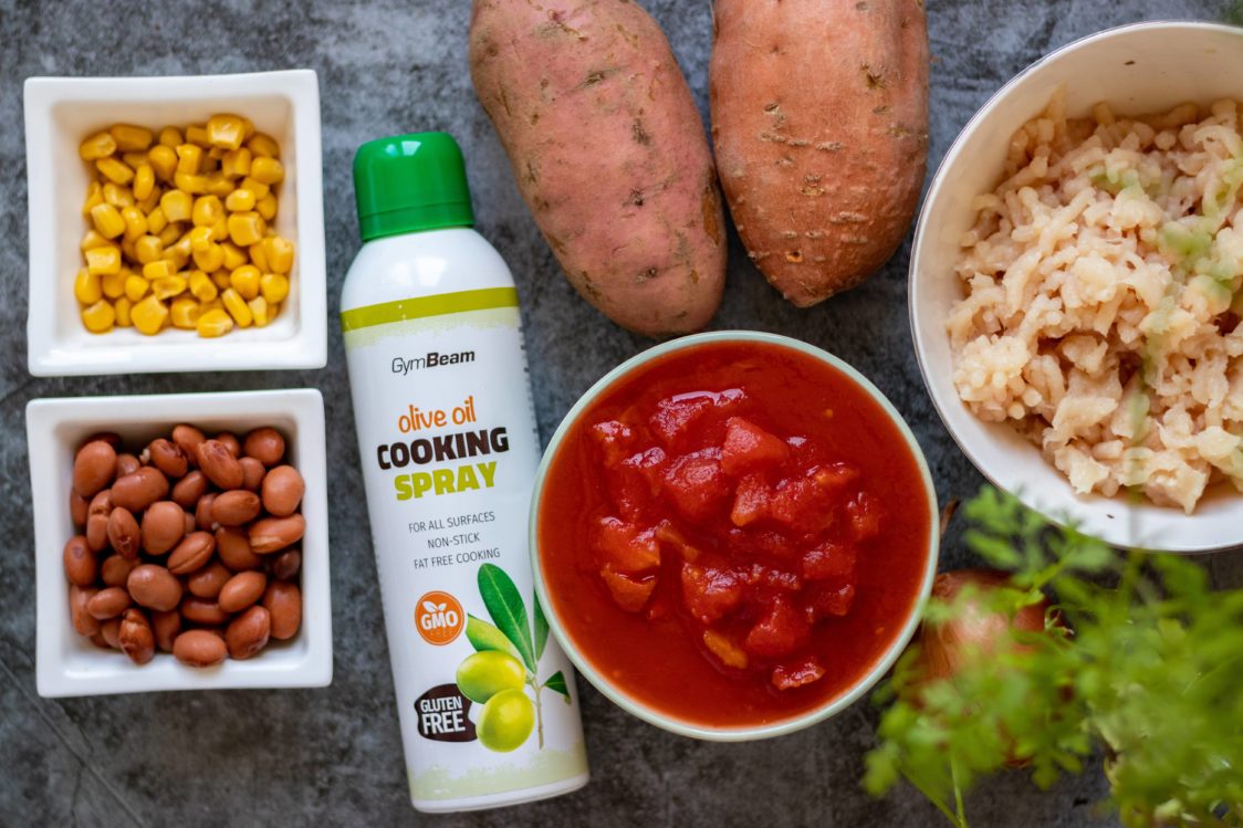 Ingrediënten voor Mexicaanse zoete aardappels gevuld met vulling