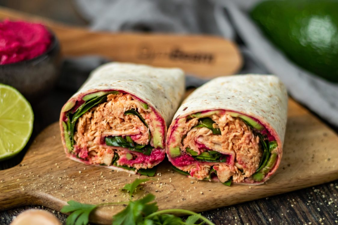 Fitness Recept: Wrap gevuld met gesneden kip