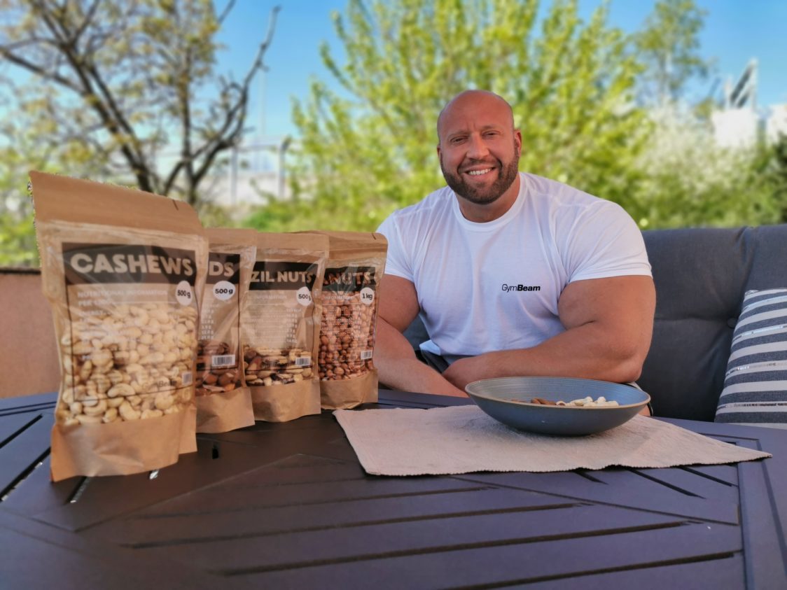 Welke noten bevatten de meeste eiwitten?