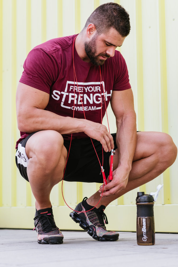 Skipping rope and strength training Skipping rope and strength training