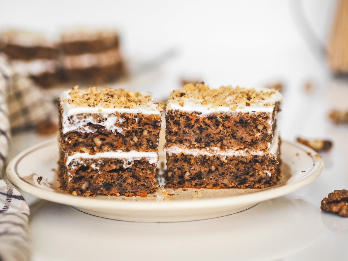 Fitness Recipe: Fluffy Carrot Cake with Walnuts and Vanilla Cream