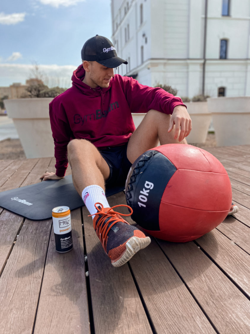 Hoe train je met de slam ball?