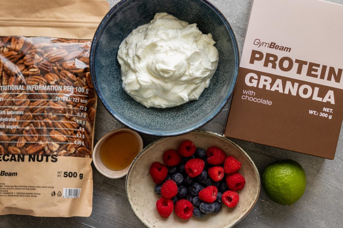 Ingredients for frozen yoghurt