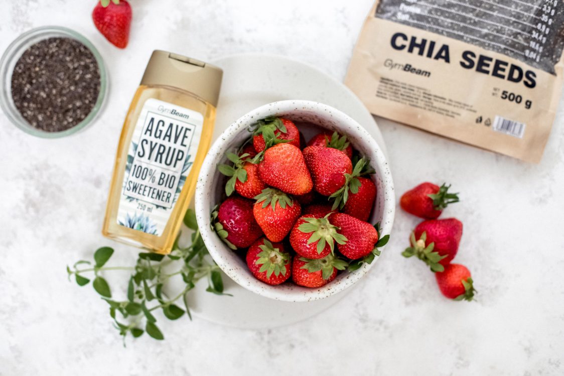 Ingredients for strawberry jam