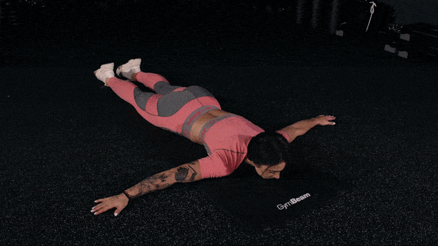 Hoe voer je een alternatieve schorpioenrotatie uit om rugpijn te verlichten?