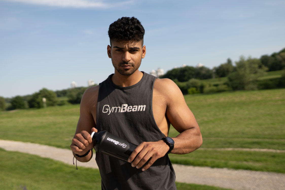 Effect of turkesterone on sporting performance