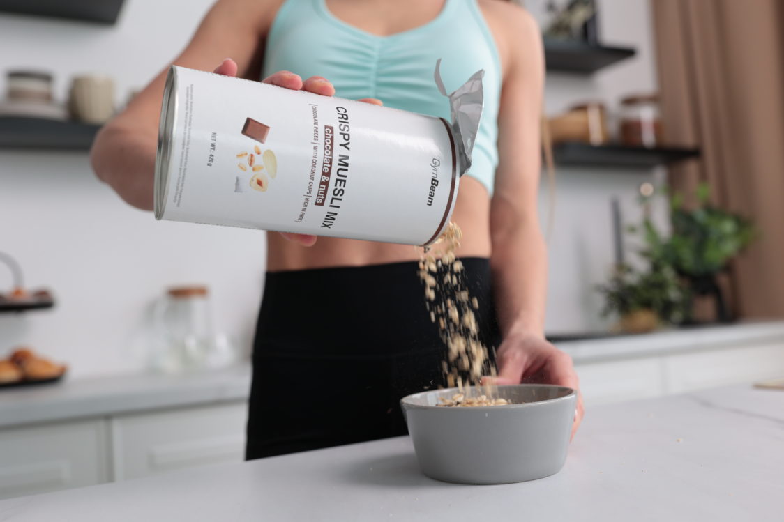 Eat healthier to reduce water retention