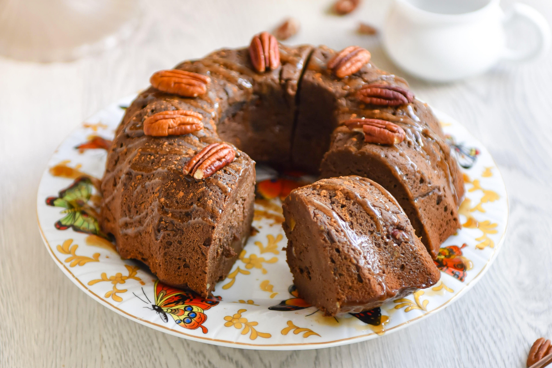 Pumpkin Pecan Budnt Cake