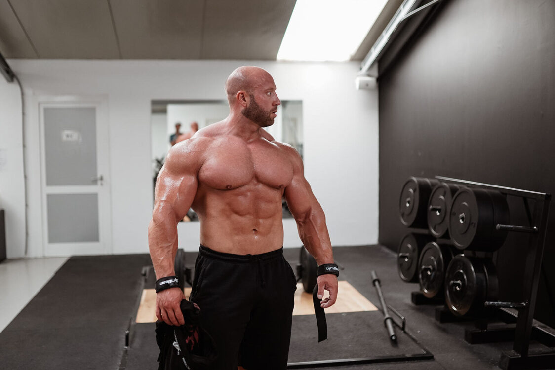 a healthy proportion of fat in women