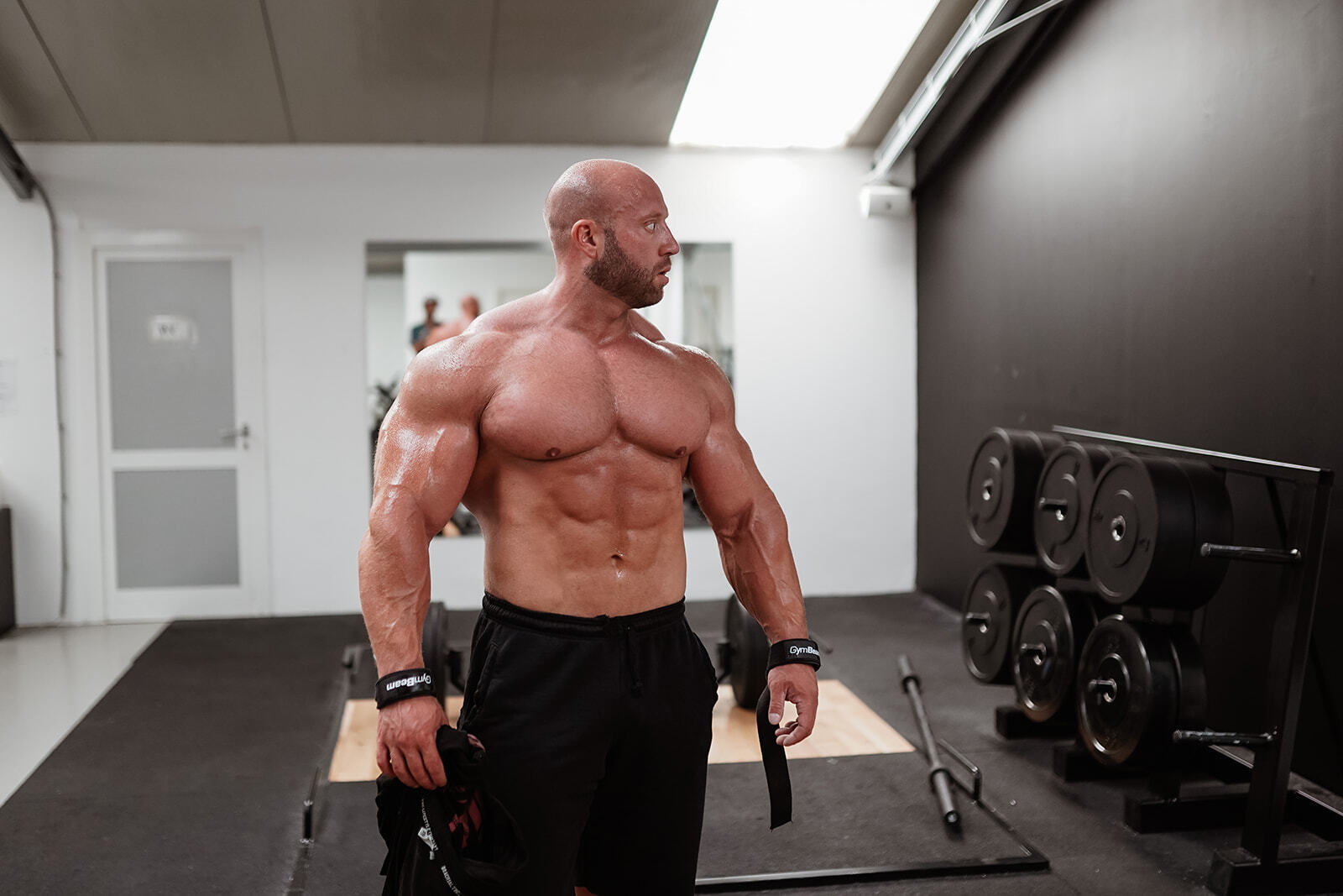 What Percentage of Body Fat Do You Need to Have to See Abs? GymBeam Blog