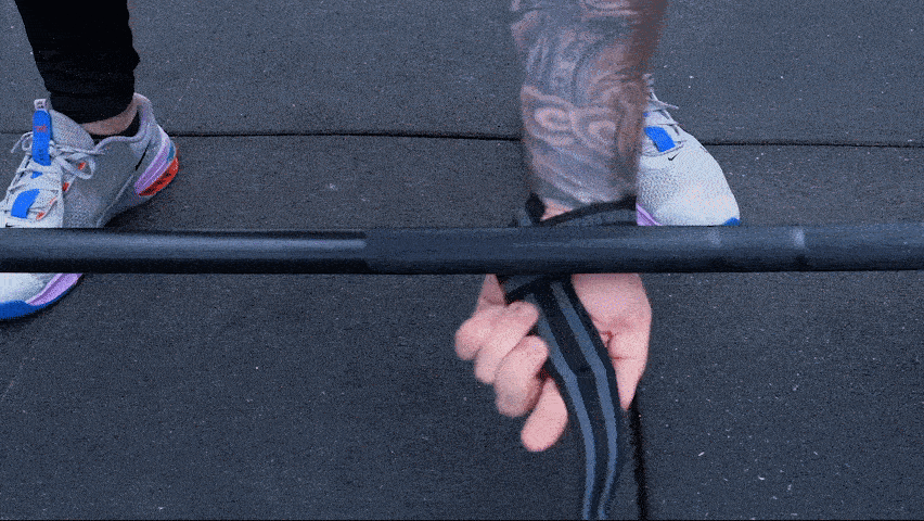 Kako pričvrstiti konvencionalne gurtne za dizanje tegova?