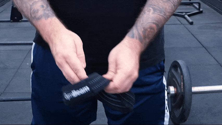 Kako pričvrstiti „osmica“ gurtne za dizanje tegova?