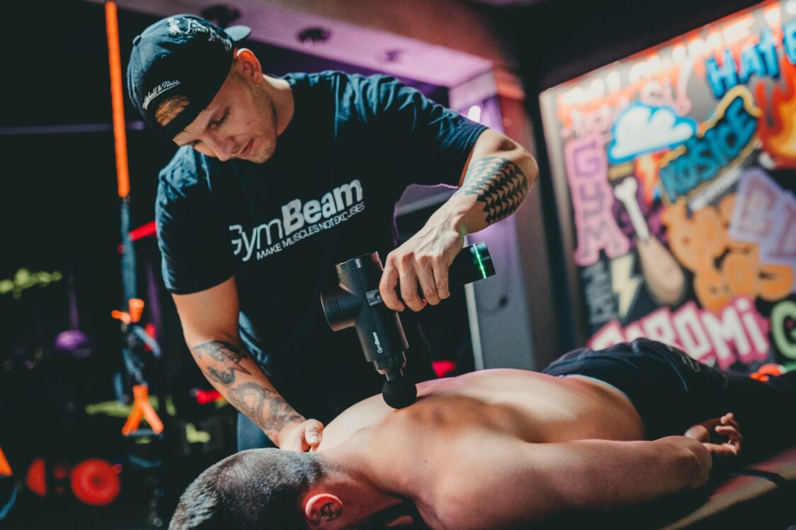 Voordelen van een massagepistool voor sporters