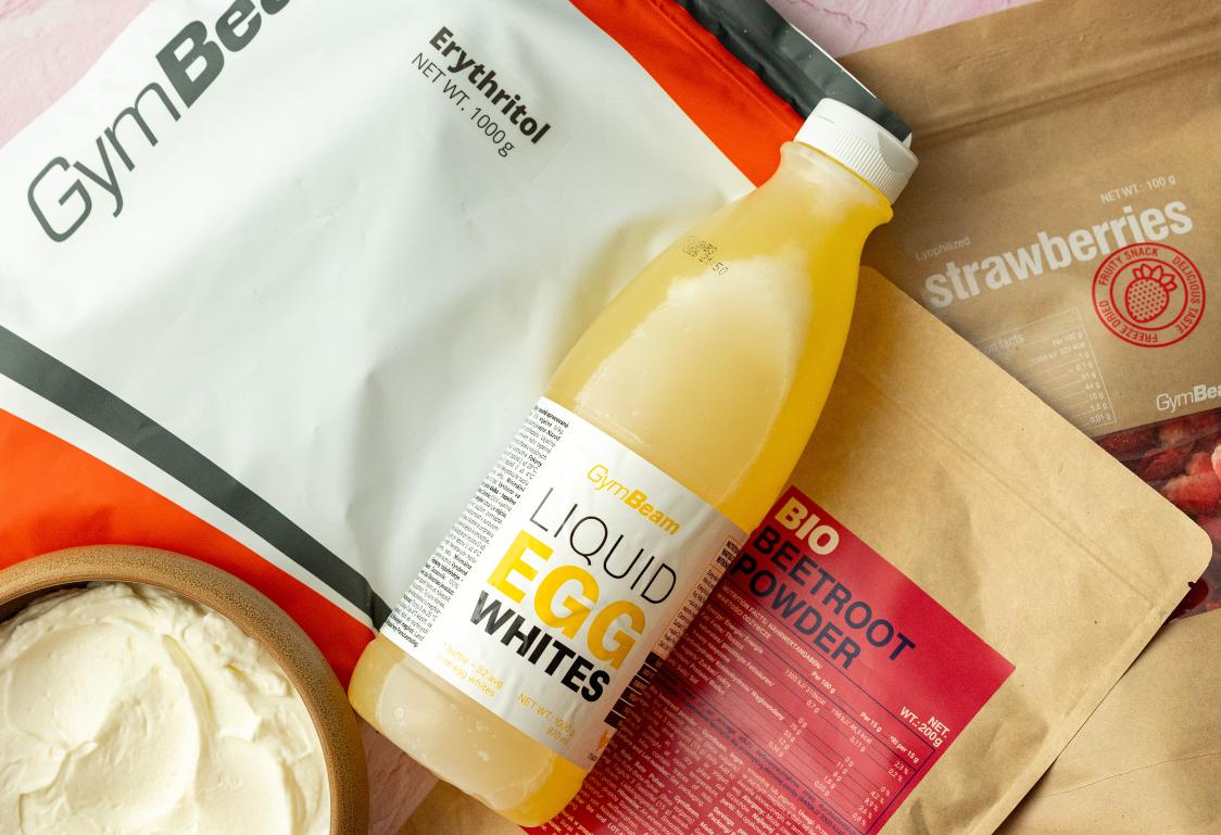 Przepis fitness: Pavlova truskawkowa bez cukru