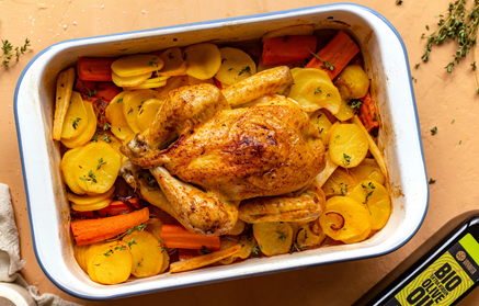 Fitness recept: Šťavnaté pečené kuře s brambory a zeleninou