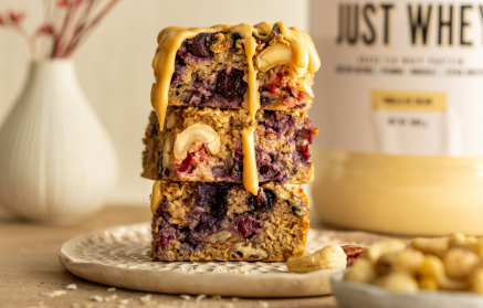 Фітнес-рецепт: Вівсяні батончики з чорницею