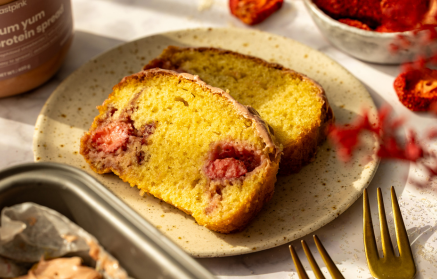 Fitness Recipe: Strawberry Loaf Cake with Kefir