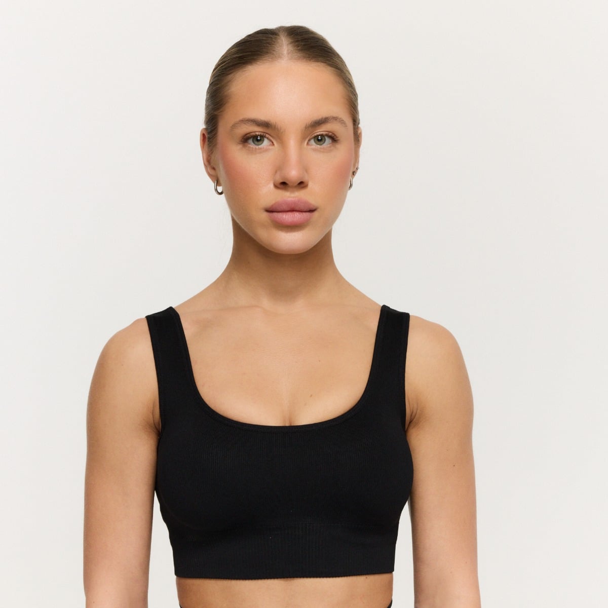 Women‘s GymBabe Bralette Black - GymBeam