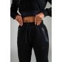 Women‘s Essential Joggers Black - STRIX XL