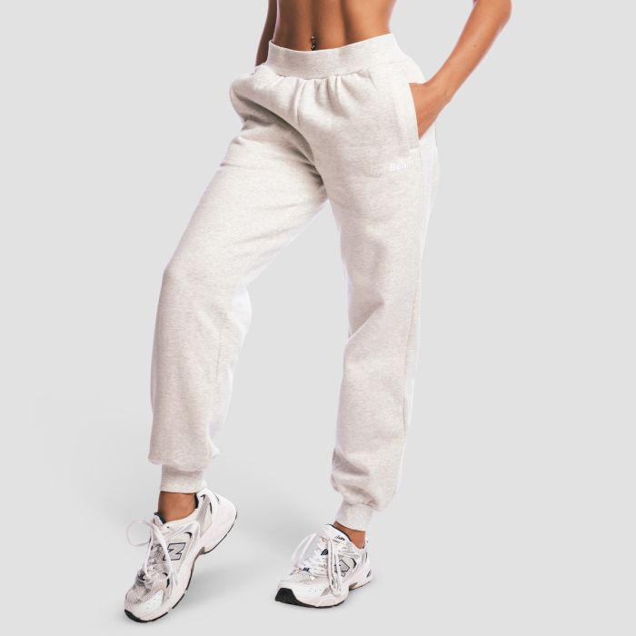 Women‘s GymBabe Sweatpants Cloud - GymBeam L