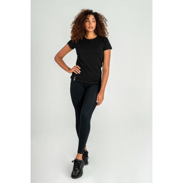 Women‘s Essential Tee Black - STRIX L