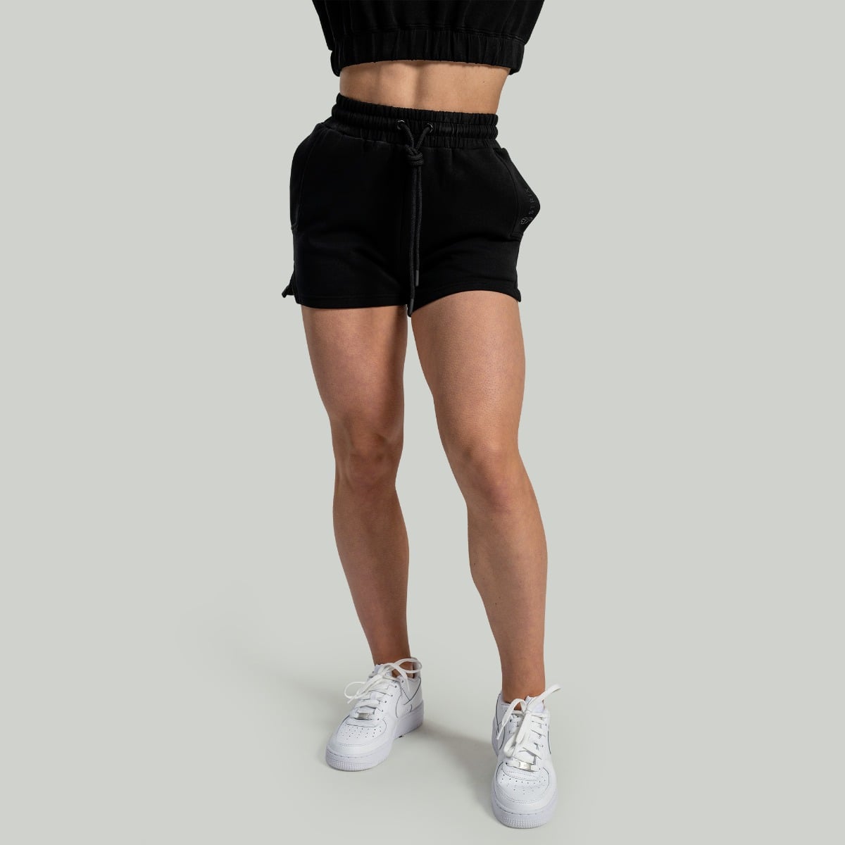 Women‘s Lunar Shorts Black - STRIX