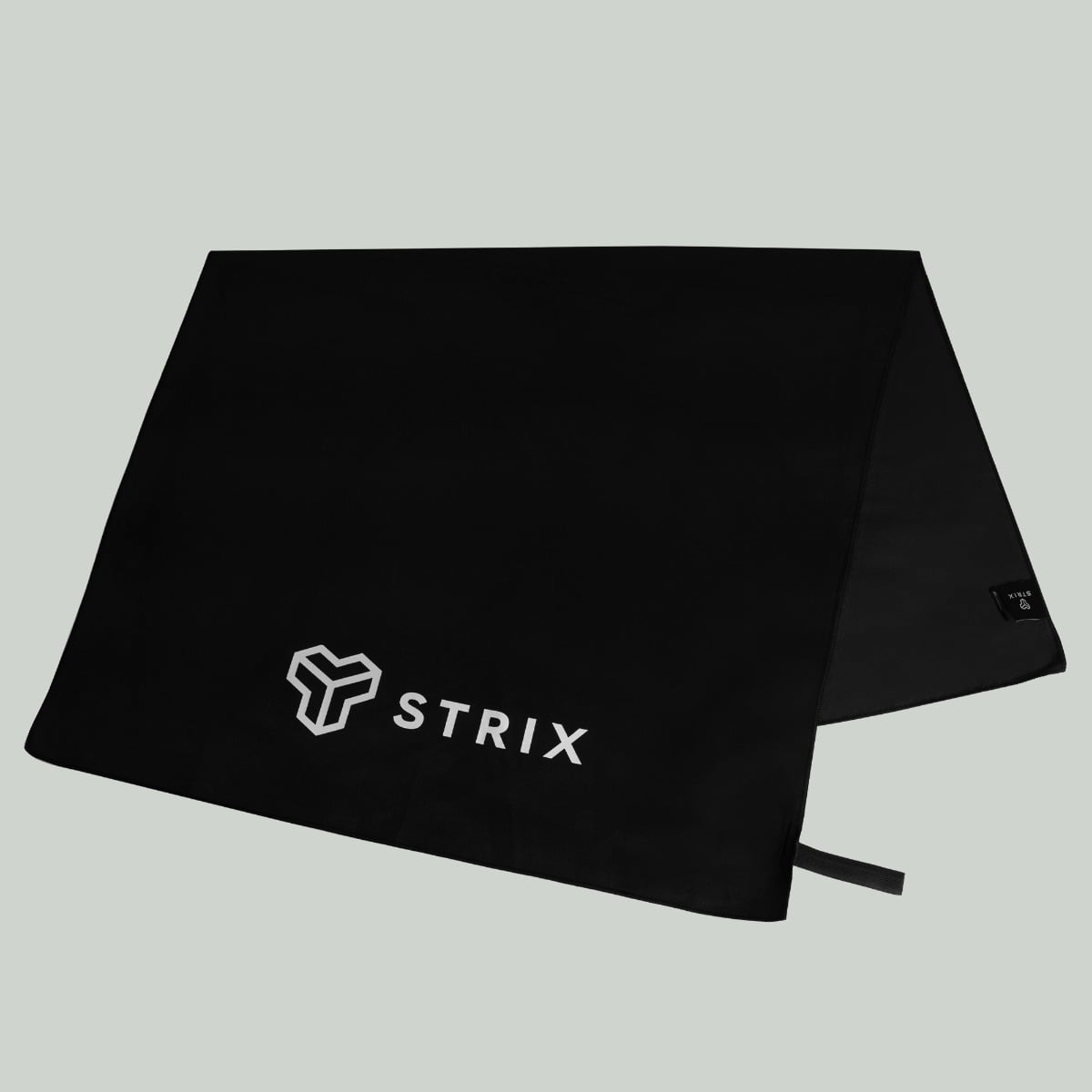 Essential Sports Towel Medium Black - STRIX