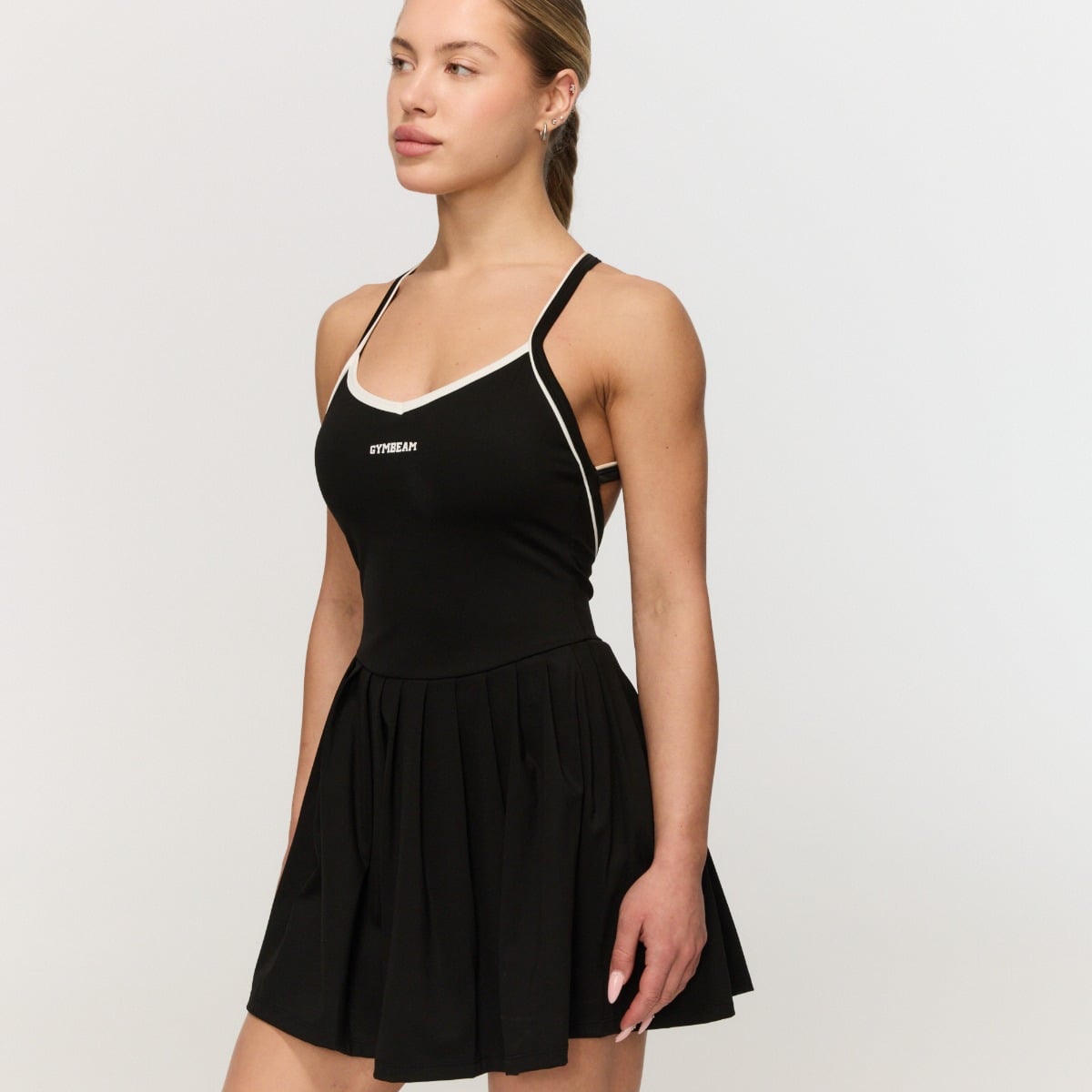 Varsity Sports Dress Black - GymBeam