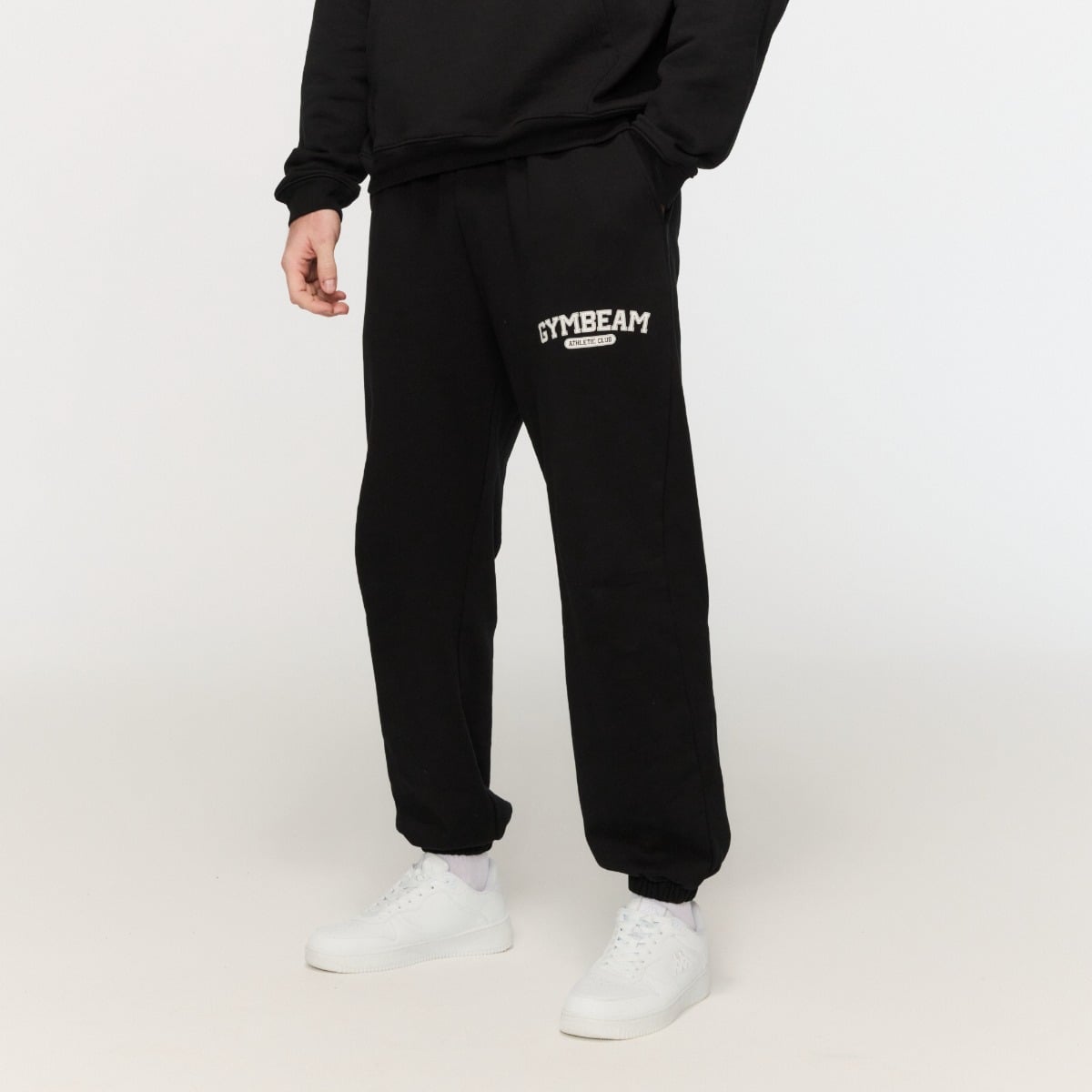 Varsity Sweatpants Black - GymBeam