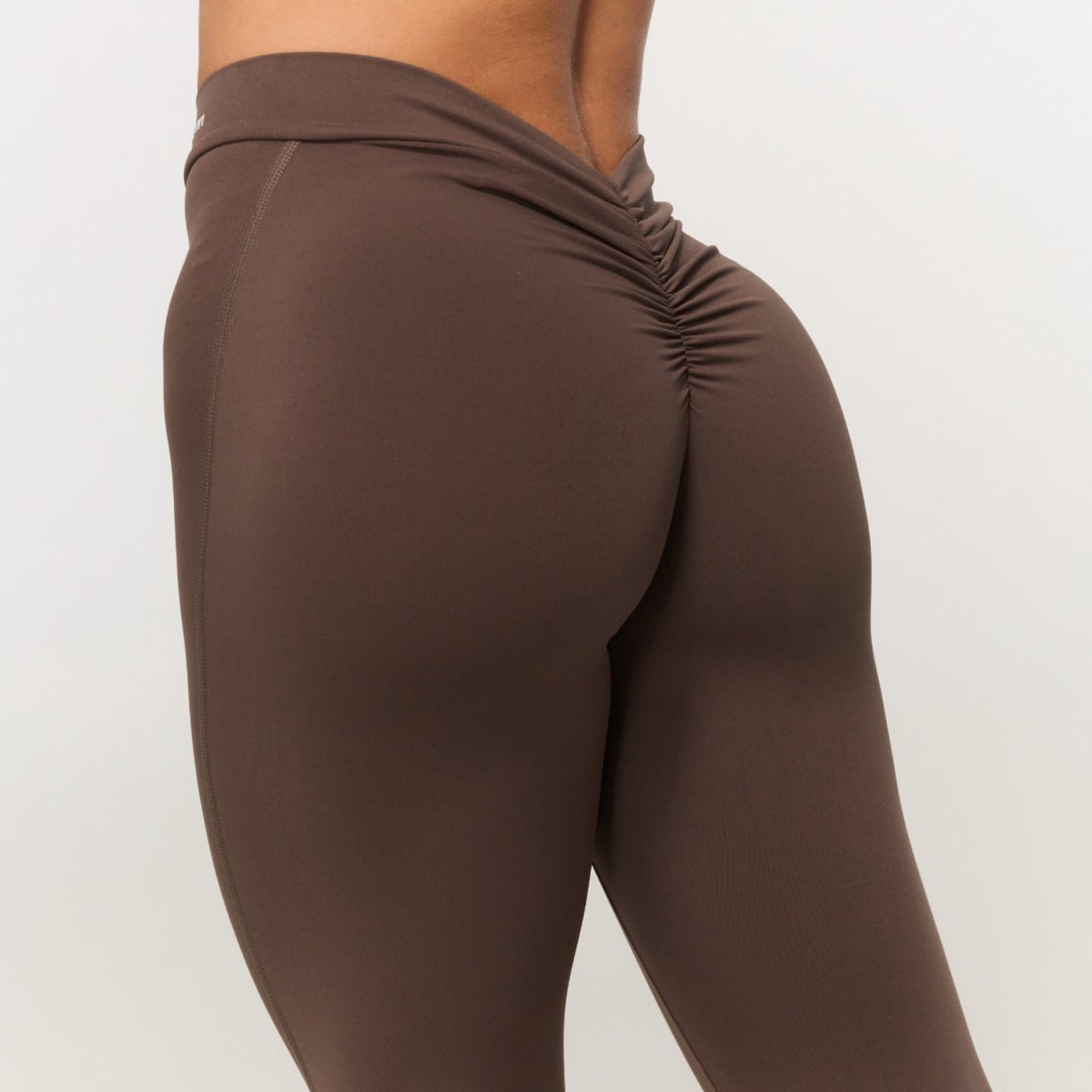 Women‘s Fierce V-Back Pants Cappuccino - GymBeam