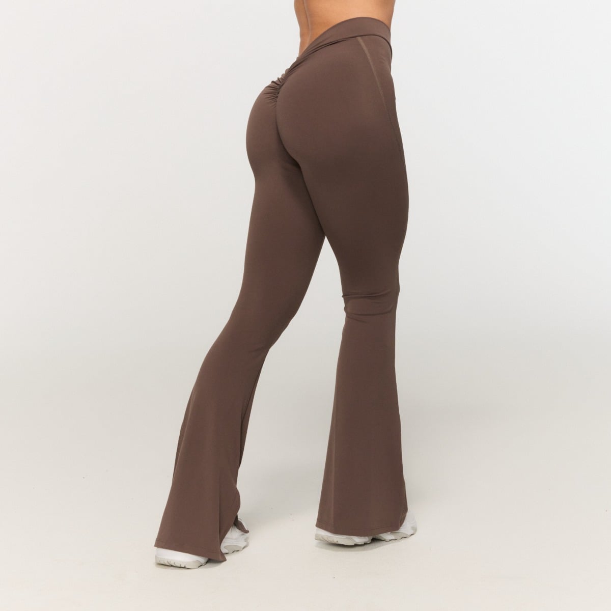 Women‘s Fierce V-Back Pants Cappuccino - GymBeam