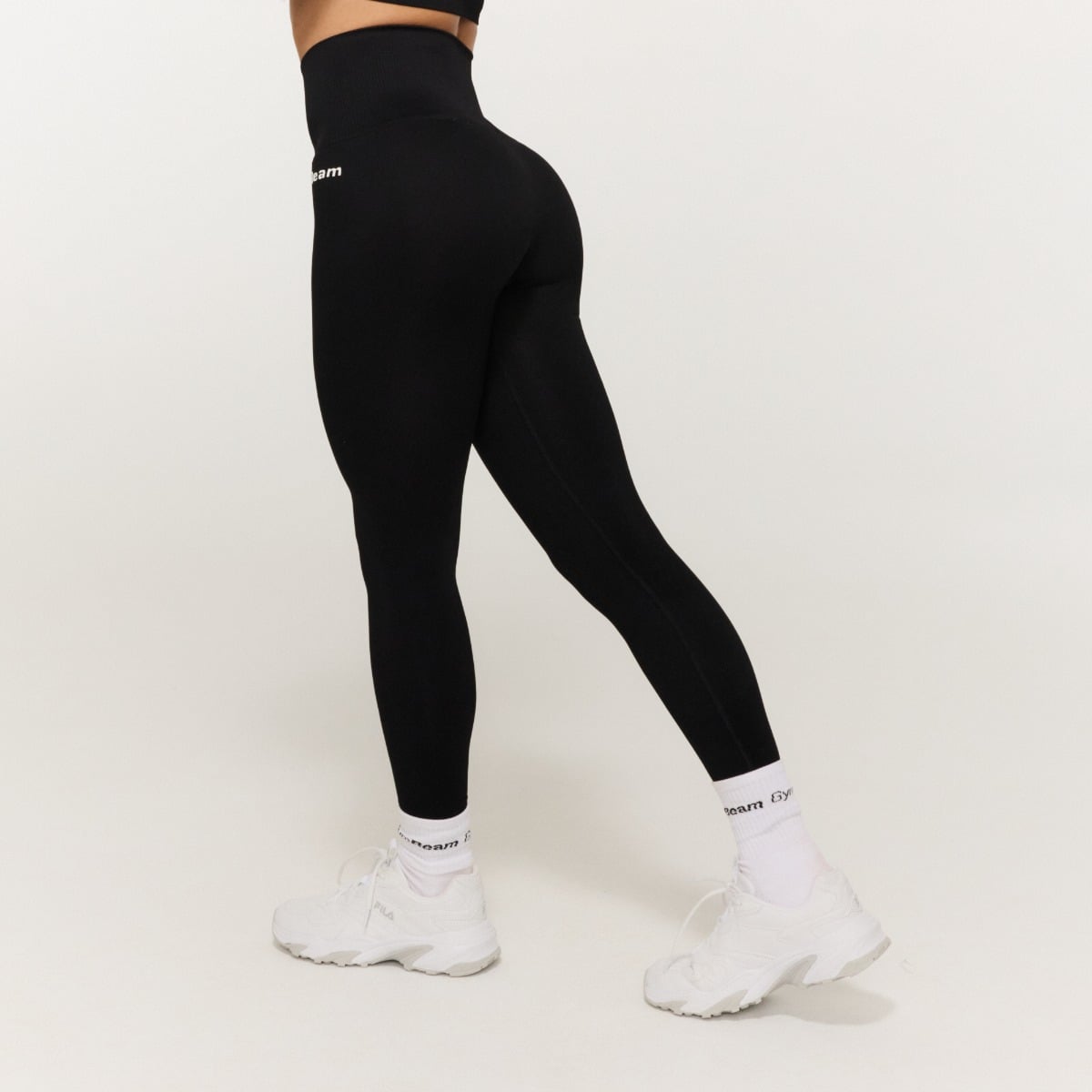 Women‘s GymBabe Leggings Black - GymBeam