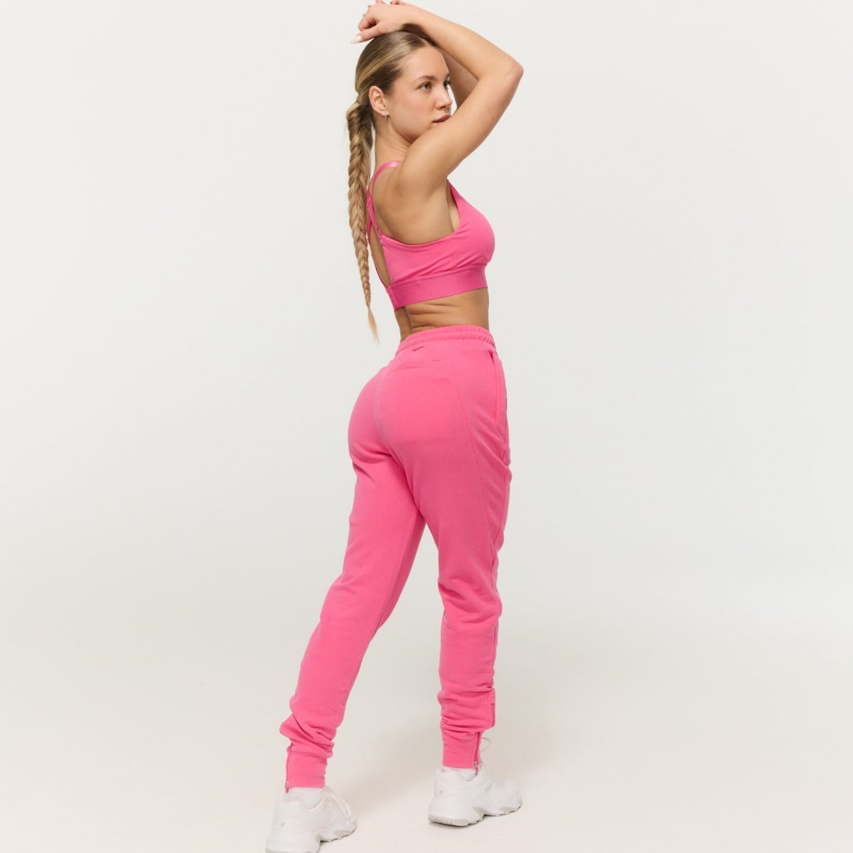 Women‘s Limitless Sweatpants Dragonfruit - GymBeam