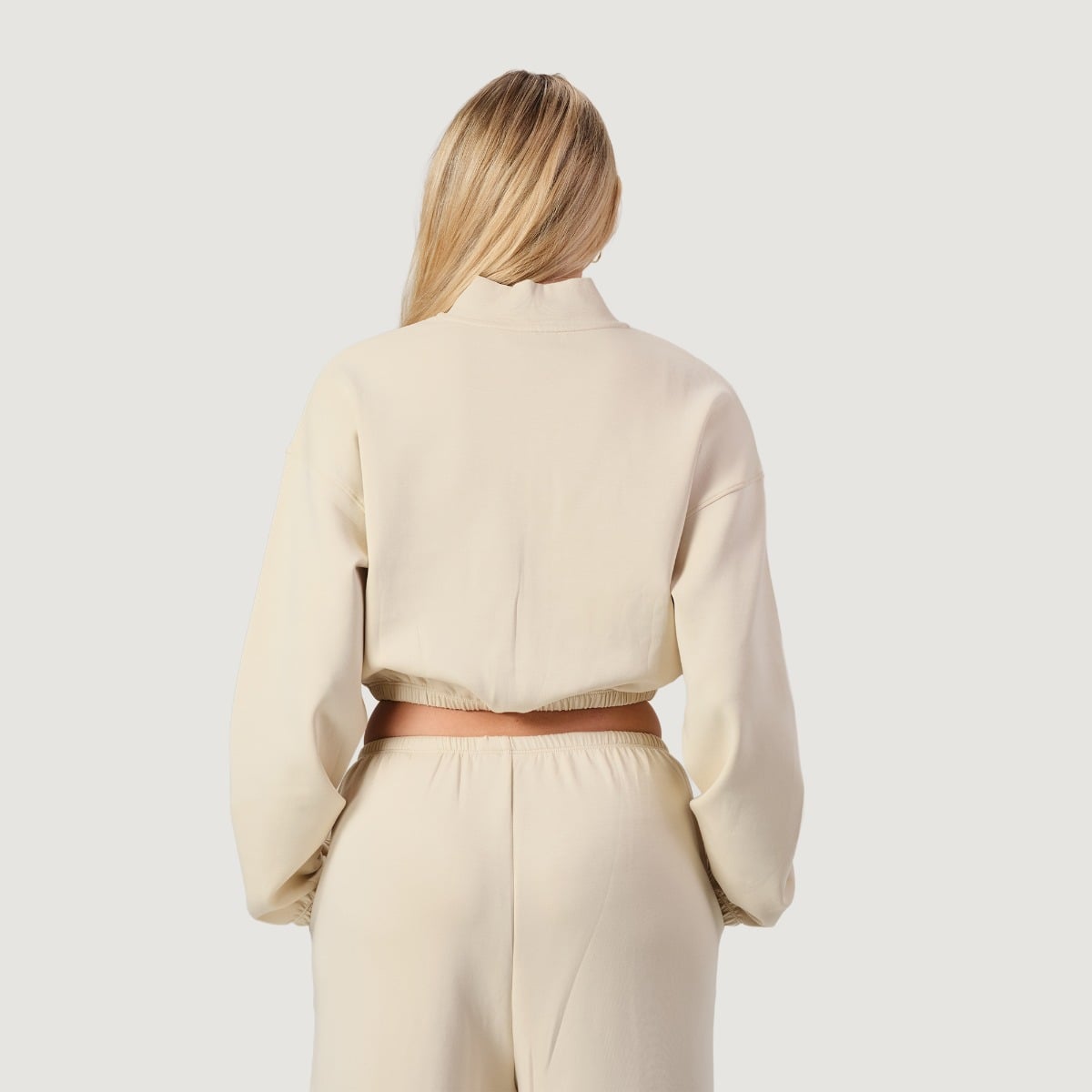 Women‘s NEO Zip-Up Sweatshirt Almond - GymBeam