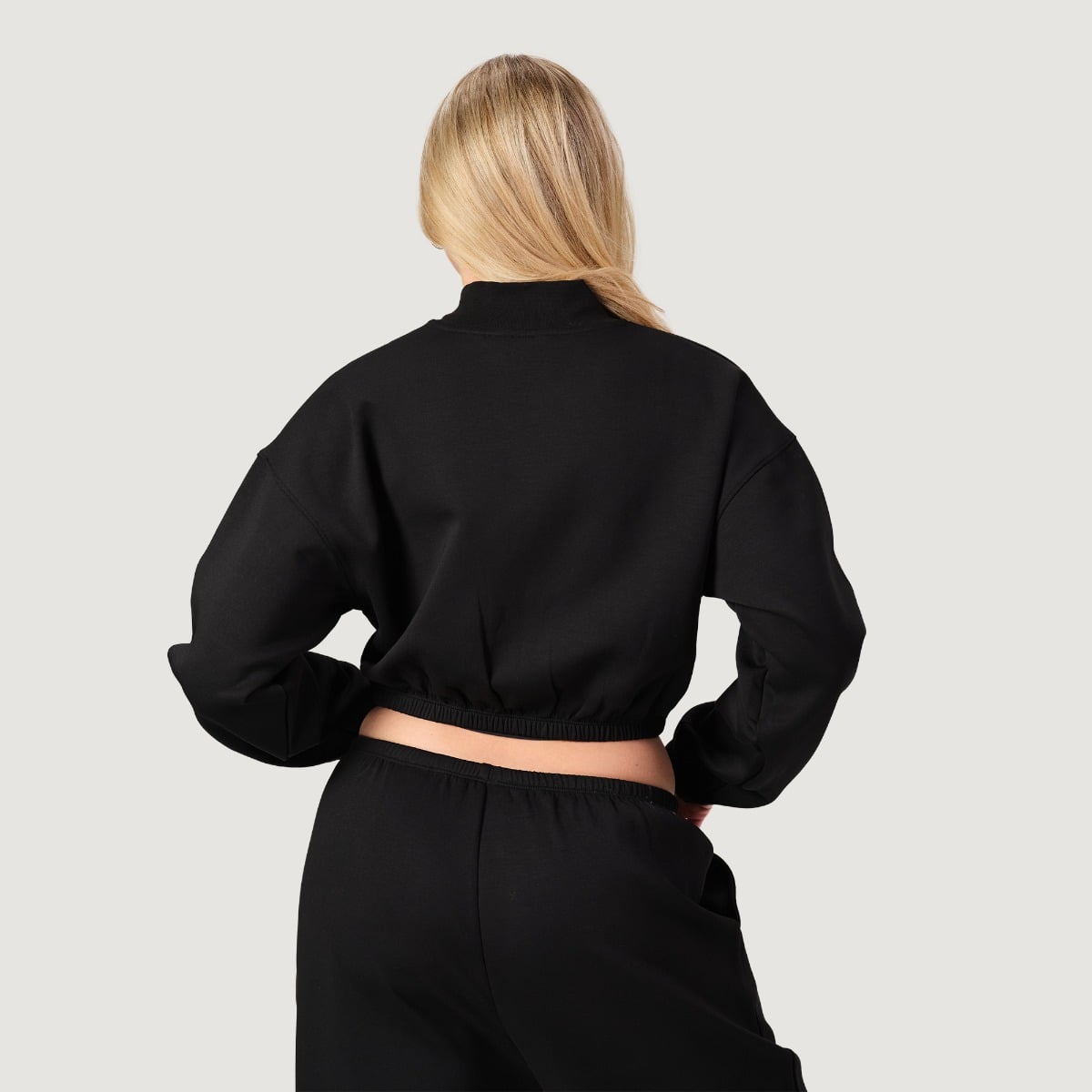 Women‘s NEO Zip-Up Sweatshirt Black - GymBeam