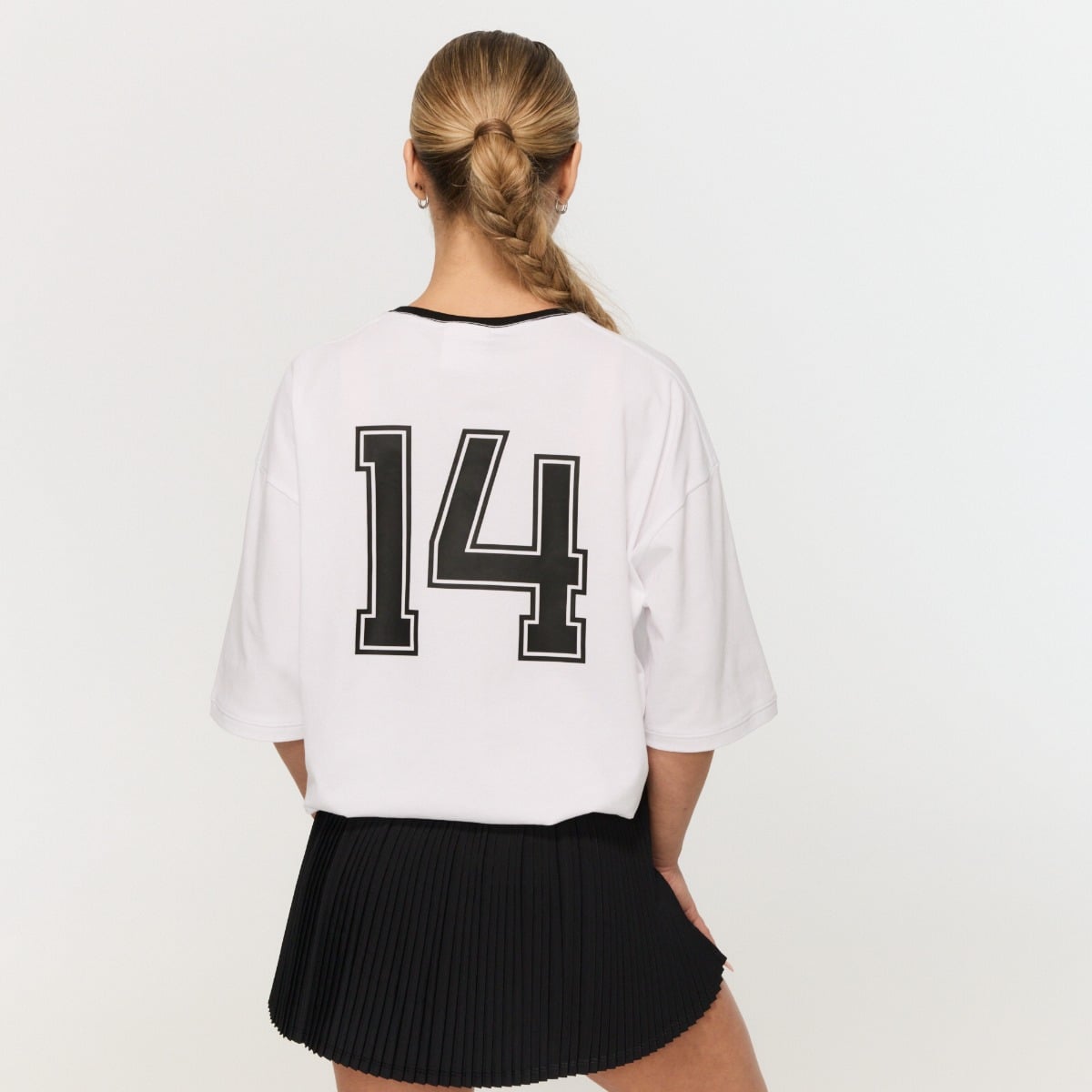 Women‘s Varsity Oversized T-Shirt White - GymBeam