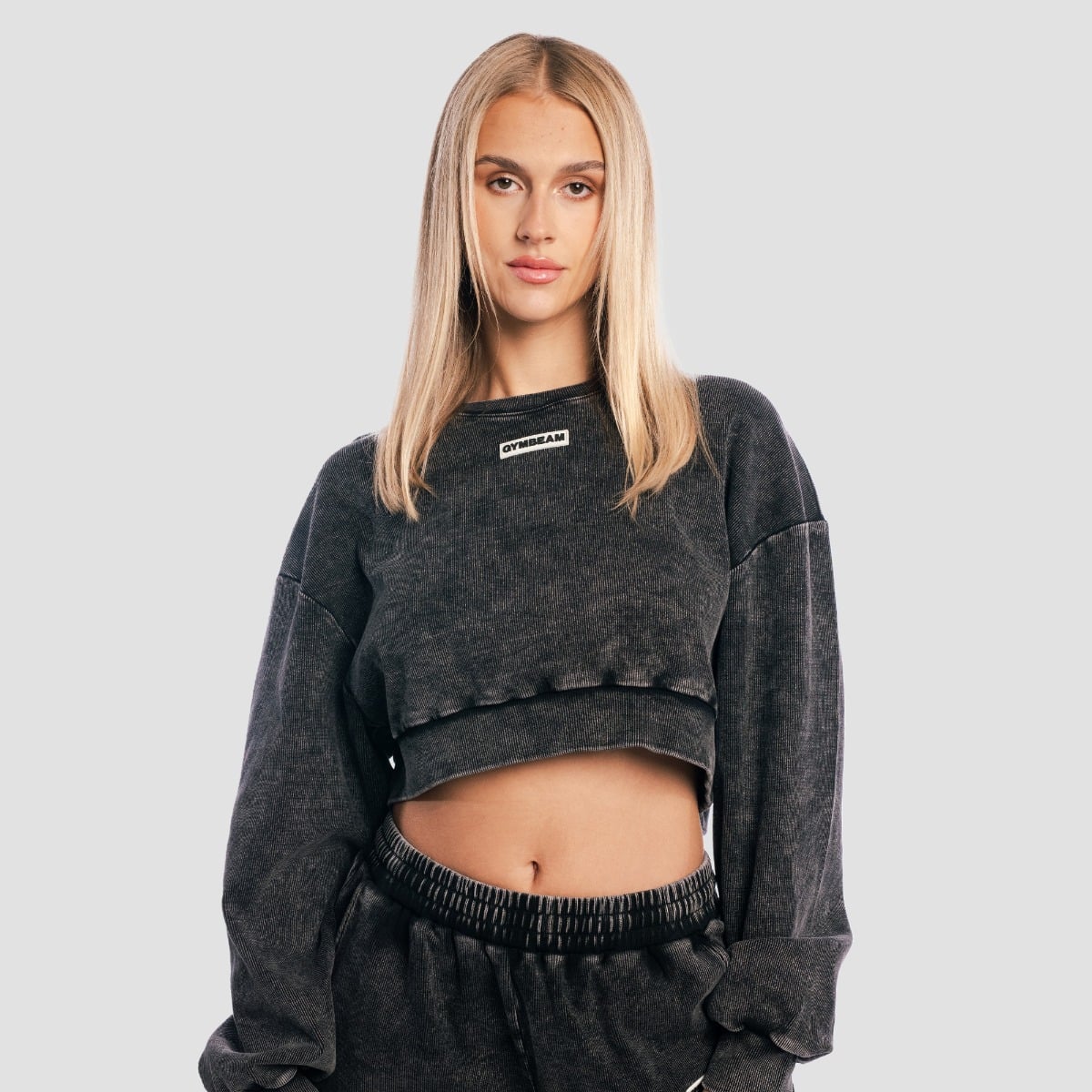 Women‘s Aura Cropped Sweatshirt Washed Black - GymBeam