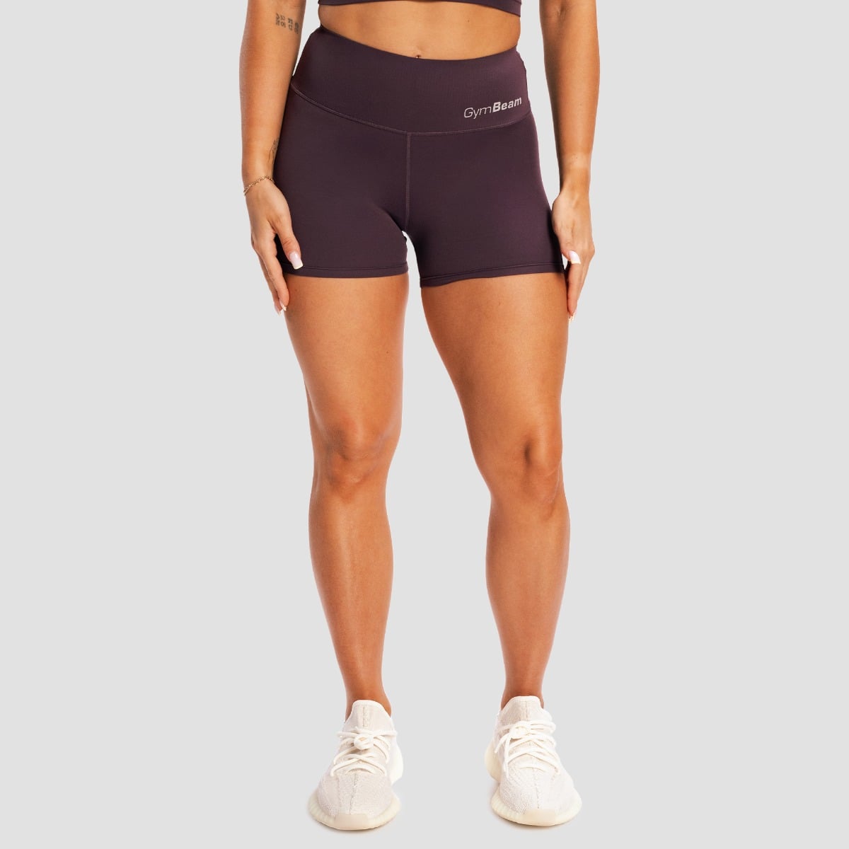 Women‘s BEAT Shorts Berrywood - GymBeam