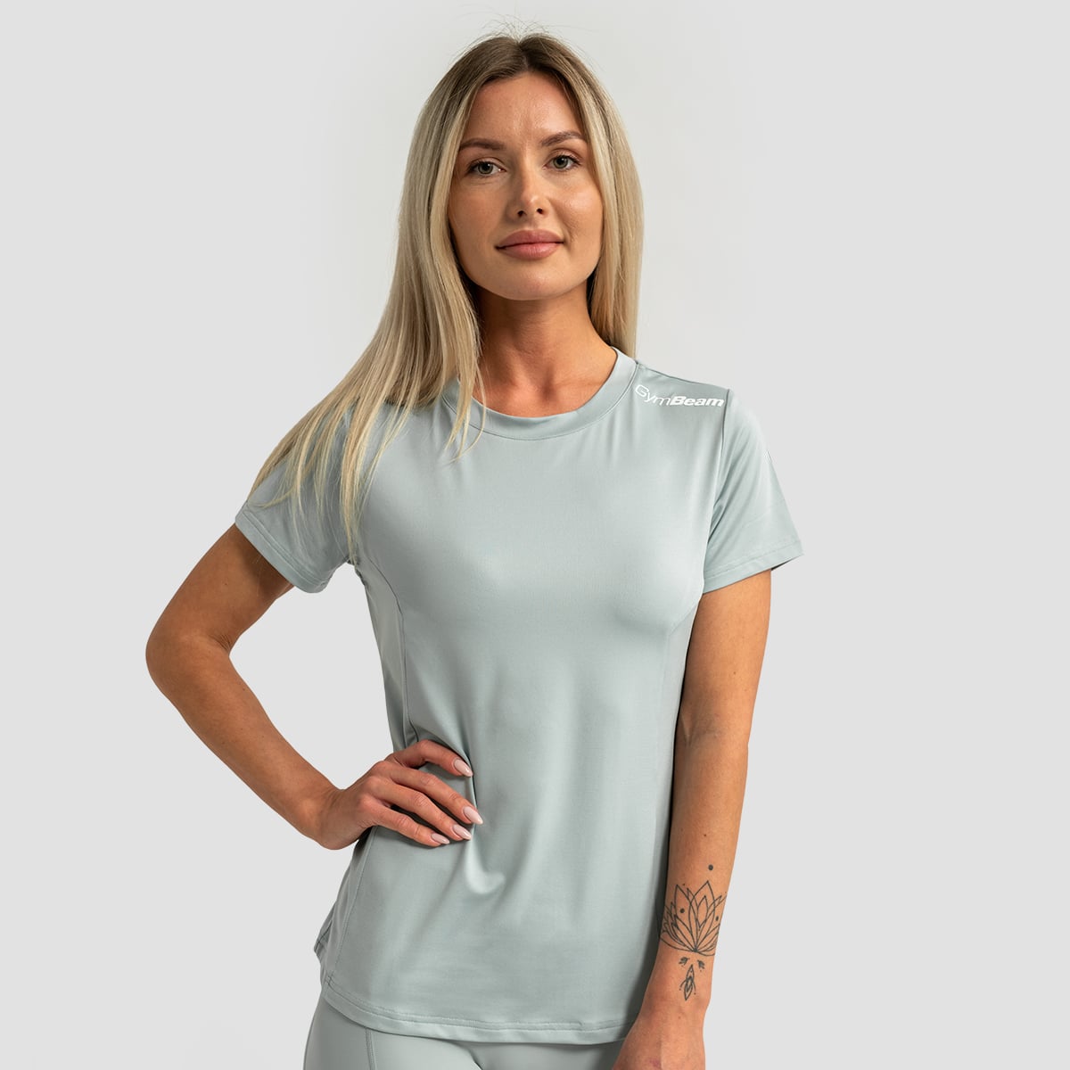 Women‘s Limitless Sports T-Shirt Eucalypt - GymBeam