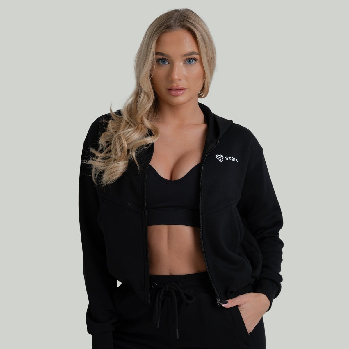 Women‘s ZOA Zip-Up Hoodie Black - STRIX