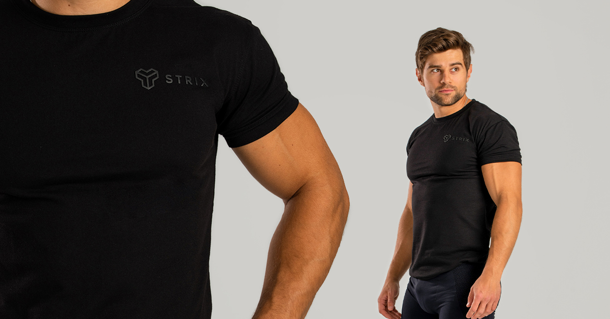 Black Essential T-Shirt - STRIX
