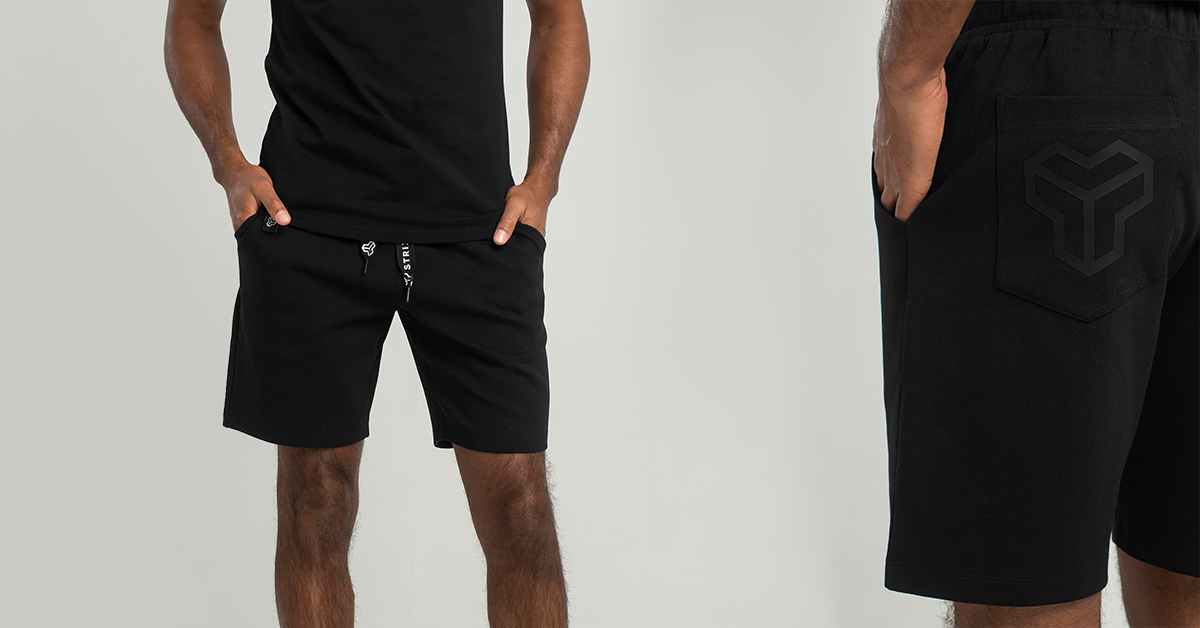 Essential Shorts black - STRIX